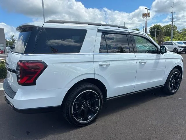 Used 2023 Oxford White Ford Limited image 10