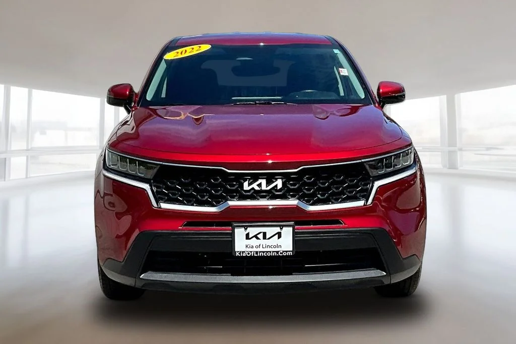 Certified Used 2022 Passion Red Tintcoat Kia LX image 2