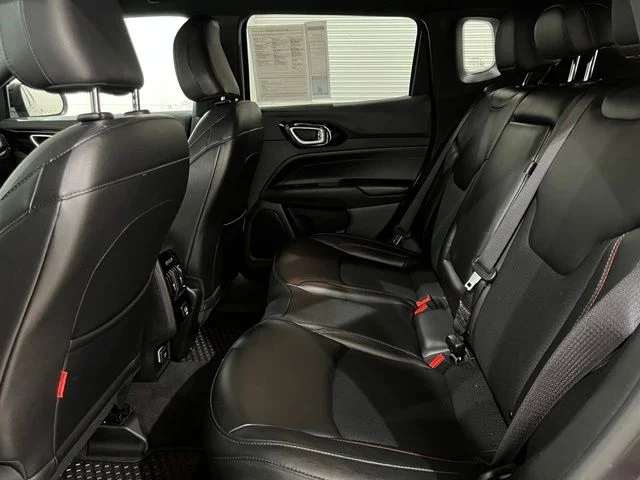 Used 2023 Gray Jeep Trailhawk image 18