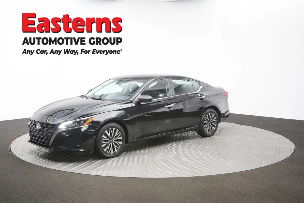 Used 2025 Black Nissan 2.5 SV image 52