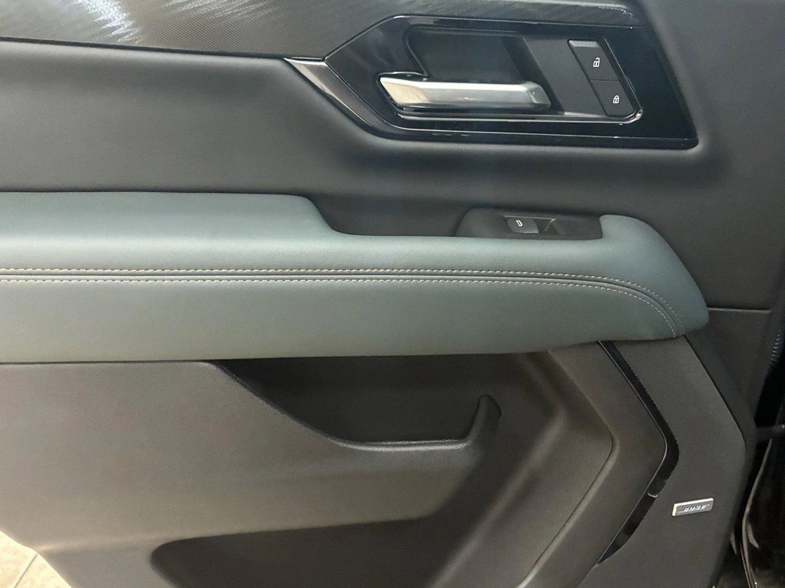 2026 GMC Yukon AT4 - Photo 16