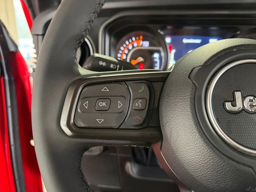 Used 2026 Red Jeep Rubicon image 24