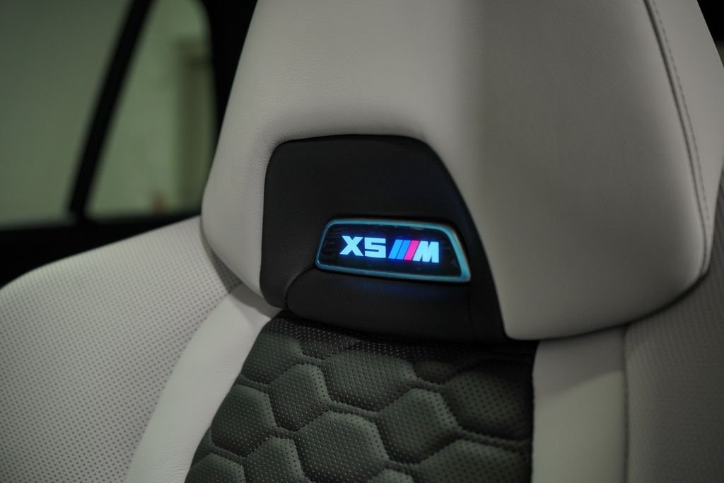 New 2026 Carbon Black Metallic BMW Competition image 6