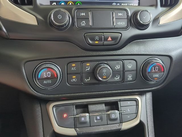 Used 2022 Ebony Twilight Metallic GMC Denali image 9