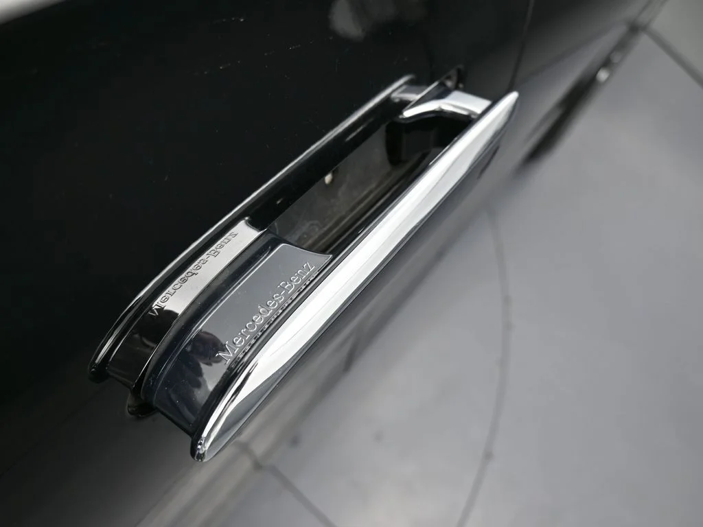 Used 2021 Obsidian Black/designo Diamon White Mercedes-Benz S 580 image 36