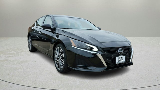 2025 Nissan Altima SL