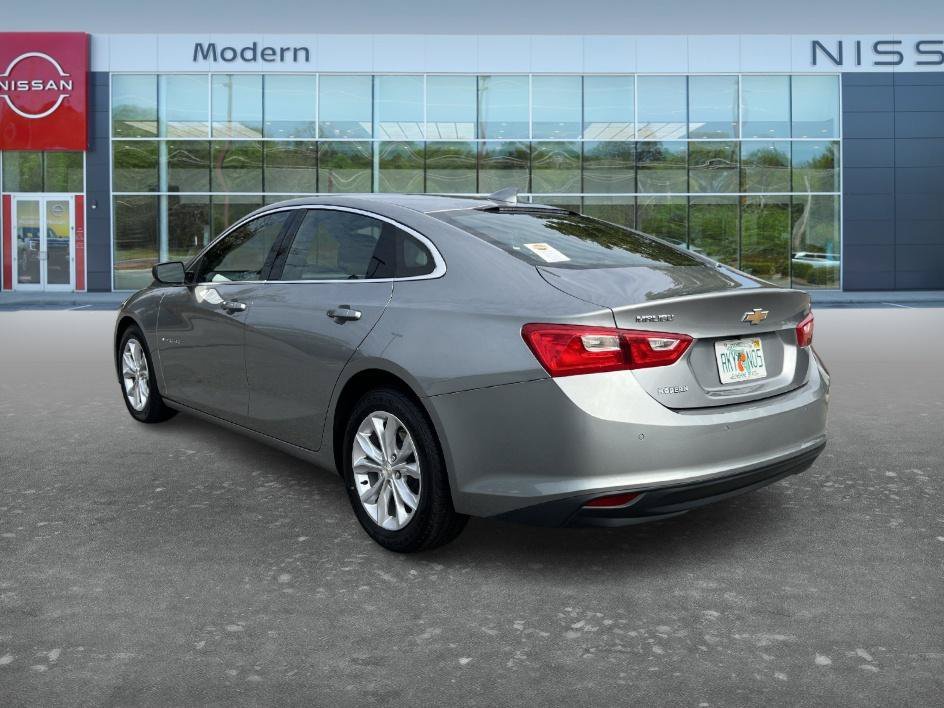 Used 2025 Sterling Gray Metallic Chevrolet LT image 7
