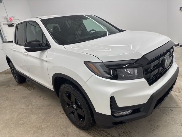 New 2026 Platinum White Pearl Honda Black Edition image 3