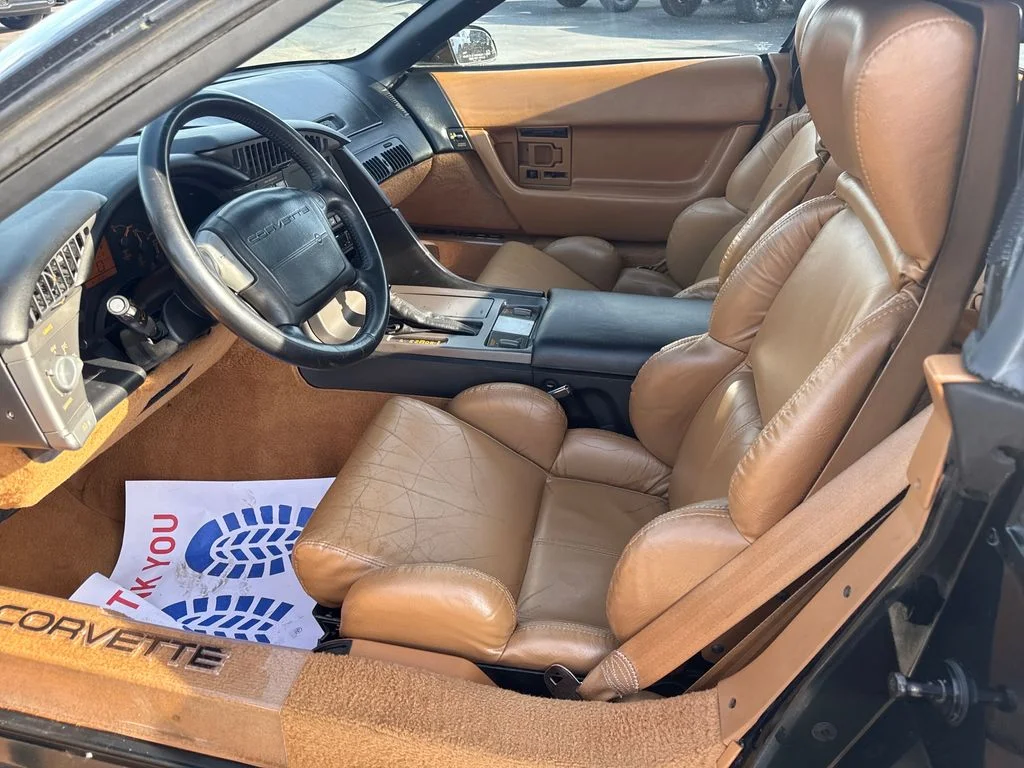 Used 1990 Green Chevrolet Convertible image 14