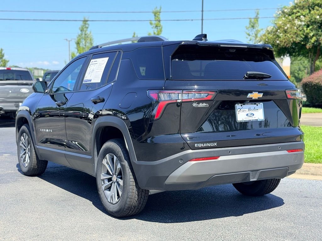 Used 2025 Black Chevrolet LT image 5