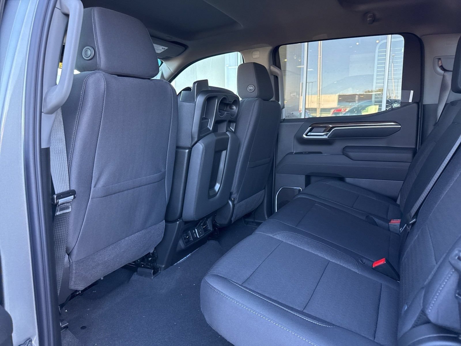 New 2026 Sterling Gray Metallic Chevrolet LT (2FL) with Convenience Package - Trailering Package - 20in Grazen Wheels image 12