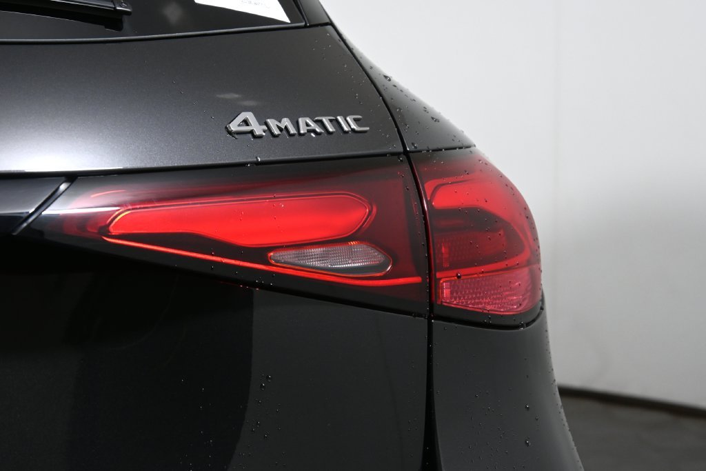 2026 Mercedes-Benz GLC Base - Photo 12