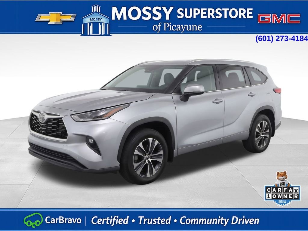 2020 Toyota Highlander XLE 4x2 V6's photo