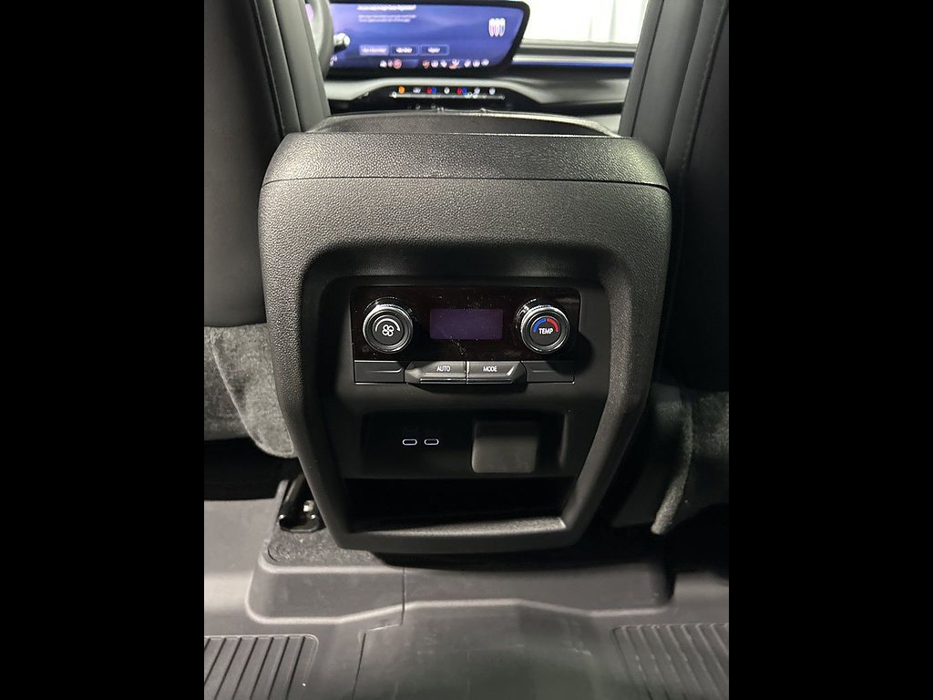 2026 Buick Enclave Preferred - Photo 17