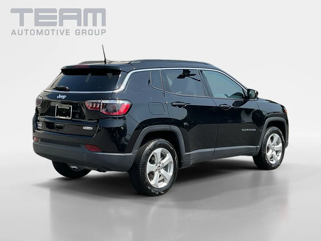 Used 2021 Black Jeep Latitude image 7
