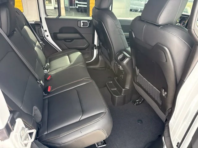New 2027 White Jeep Sahara image 33