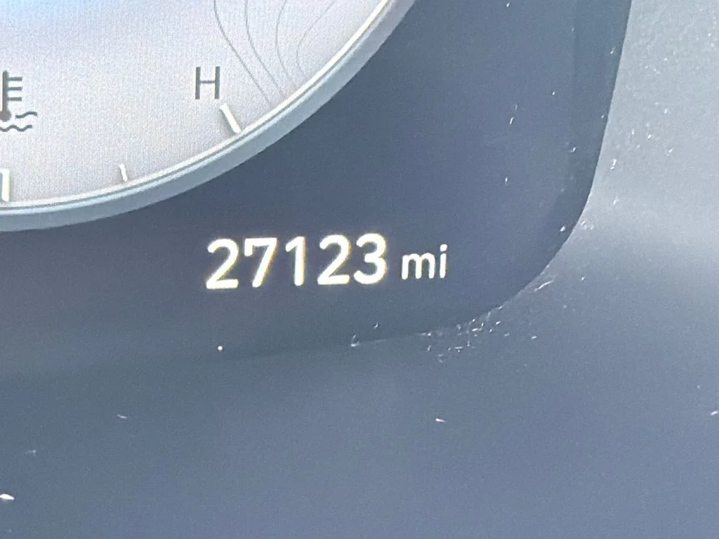 Used 2023 Shimmering Silver Pearl Hyundai SEL image 18