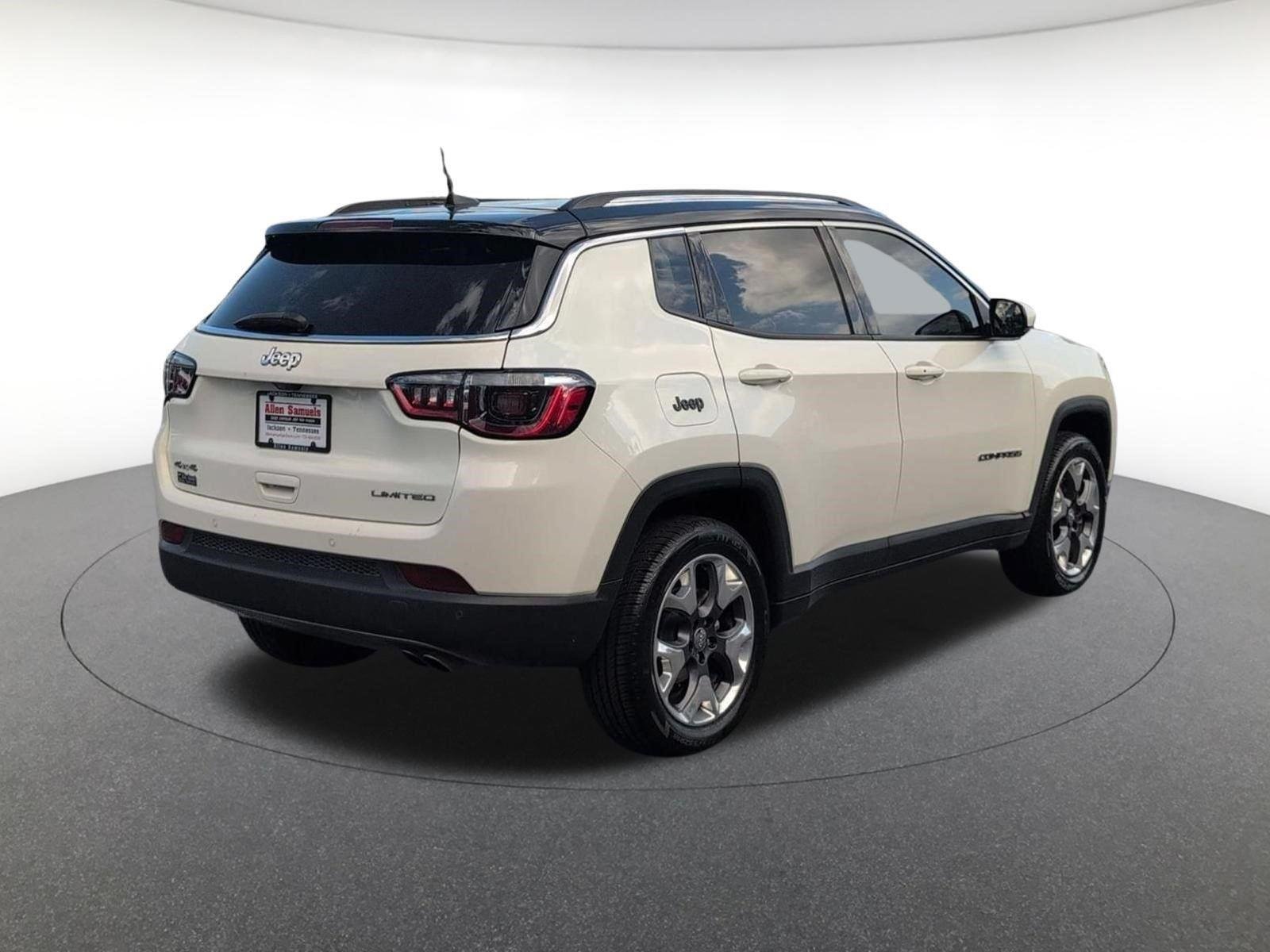 Used 2021 White Clearcoat Jeep Limited image 9