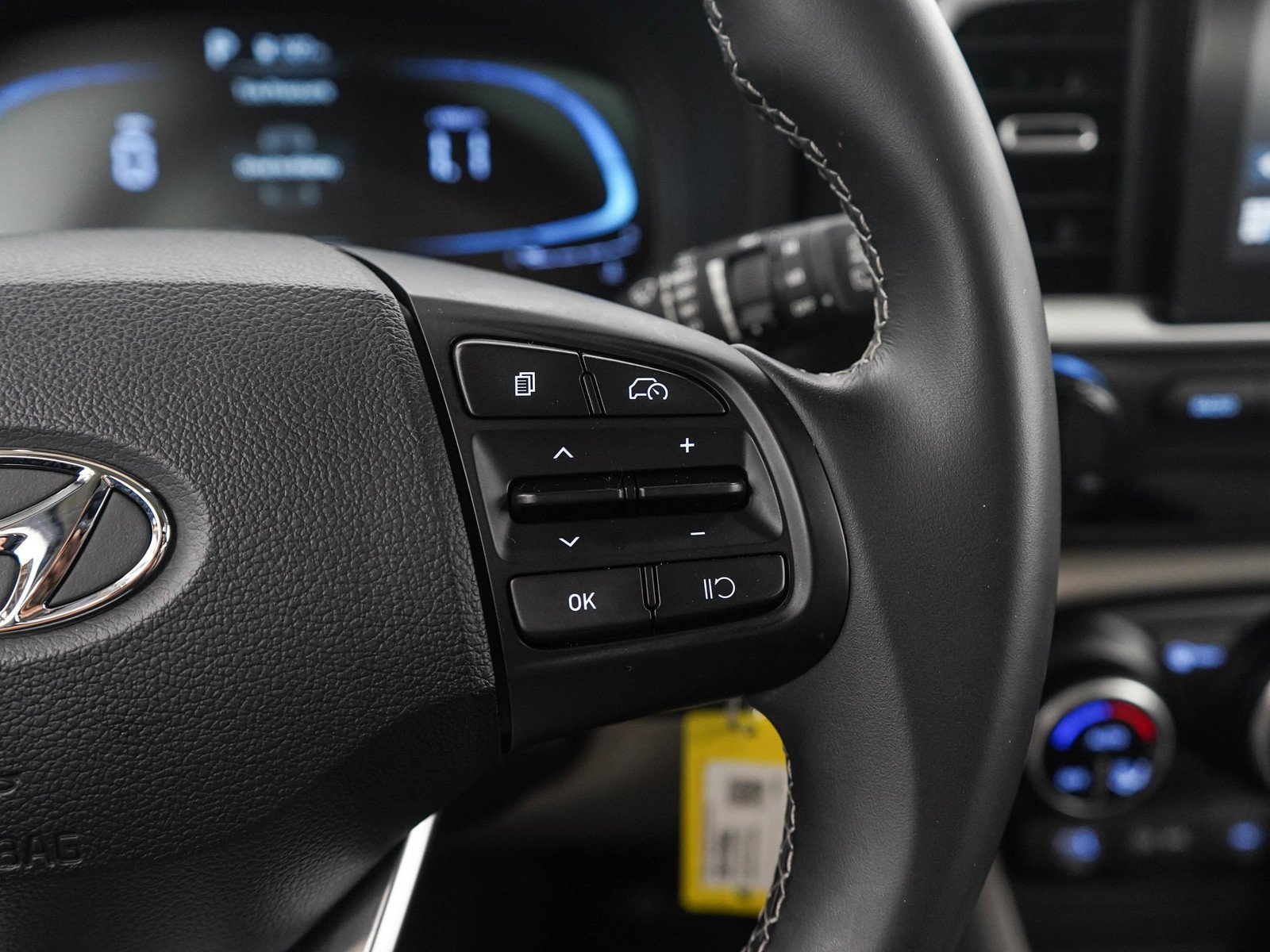 2023 Hyundai Venue SEL - Photo 27