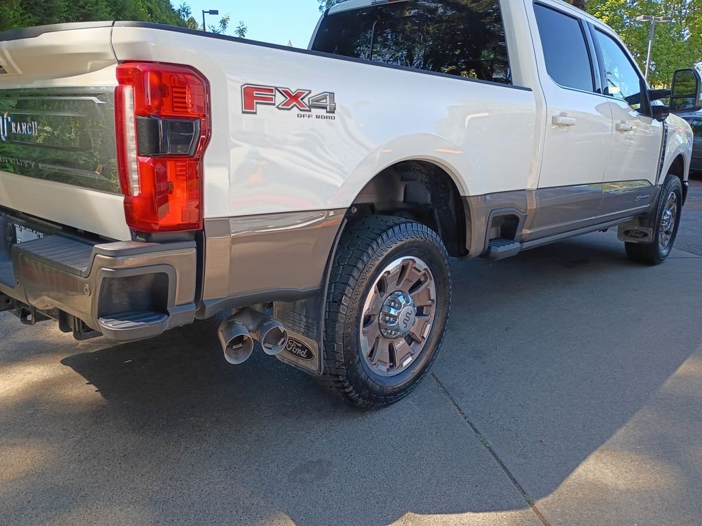 Used 2023 White Ford King Ranch image 4