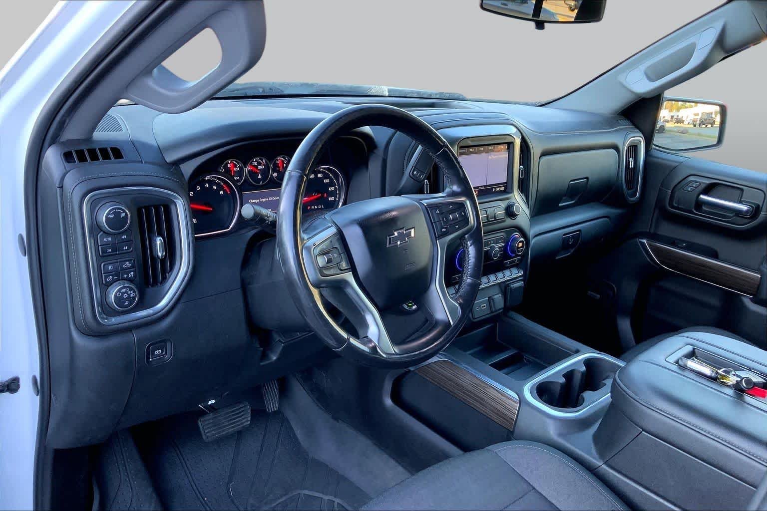 Used 2019 Summit White Chevrolet RST image 14