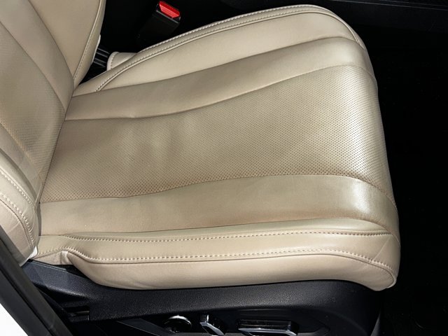Used 2023 Platinum White Pearl Acura w/Technology Package image 23