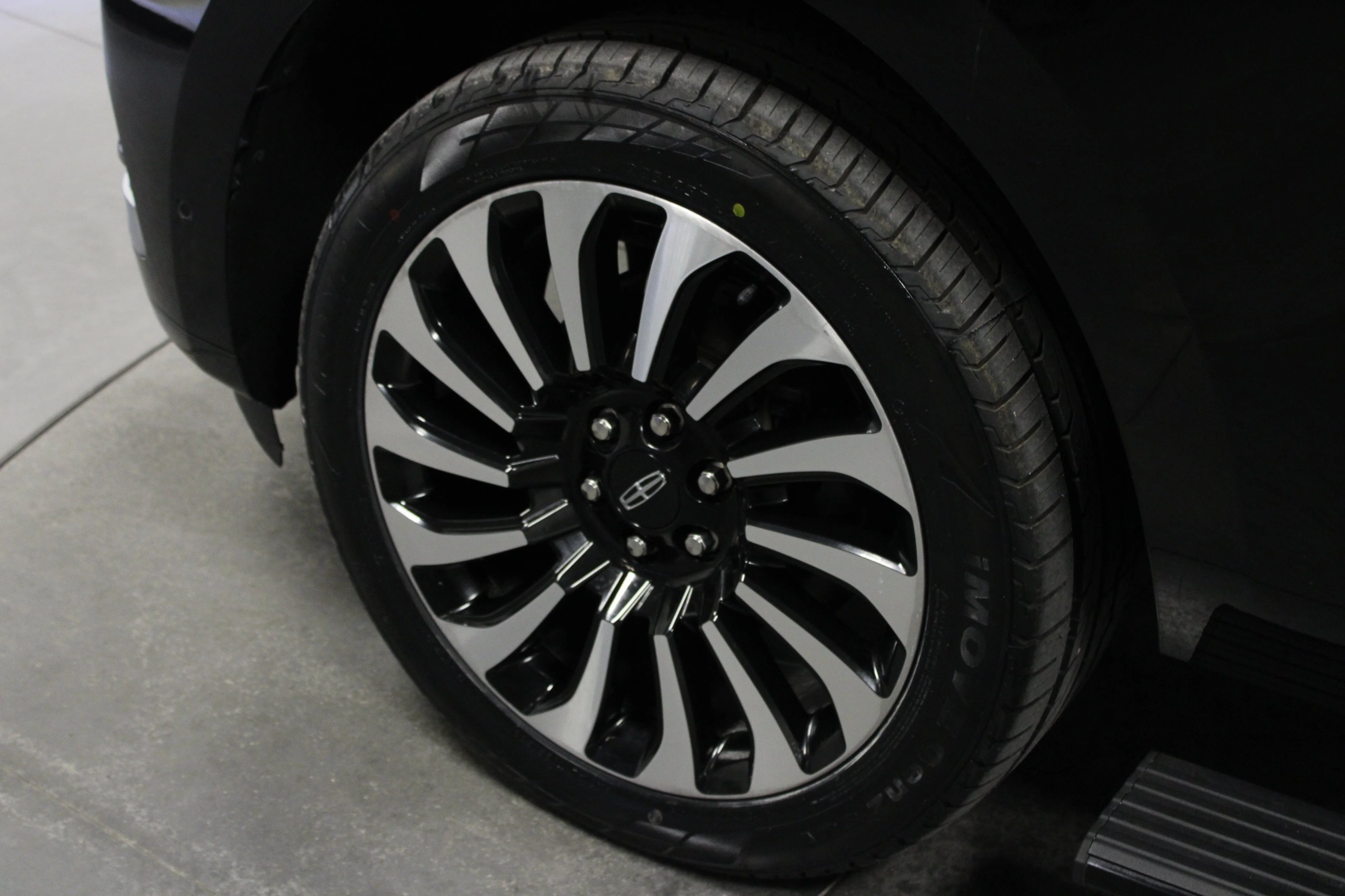 Used 2023 Black Metallic Lincoln Black Label image 10
