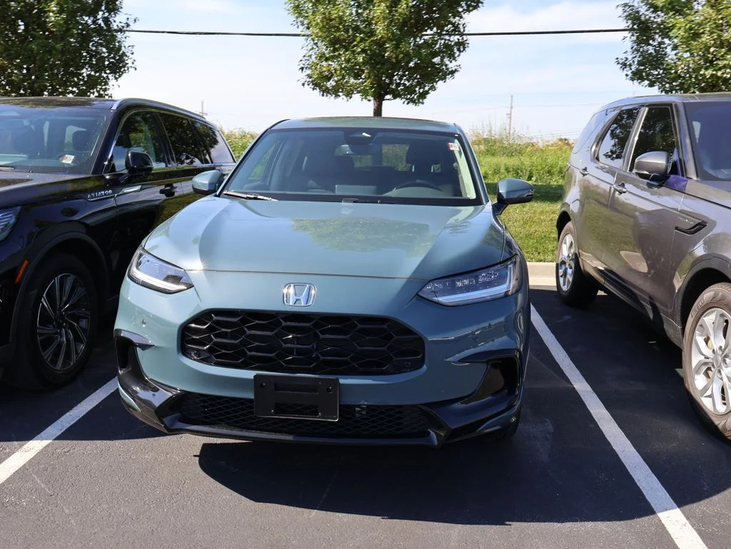 Vehicle Image 2