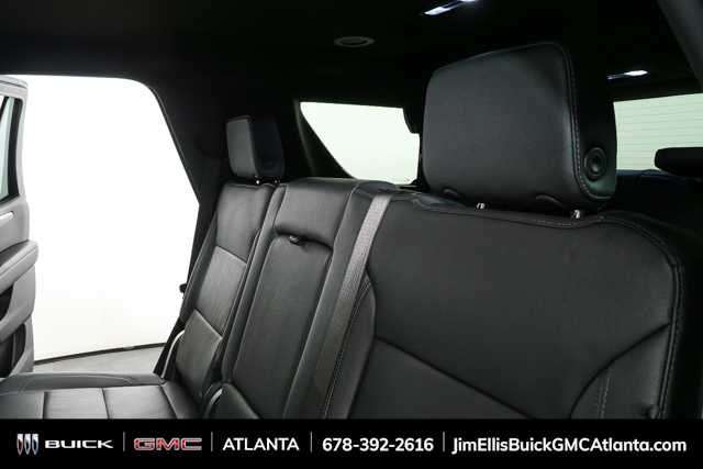 Used 2025 Sterling Gray Metallic Chevrolet LT image 19