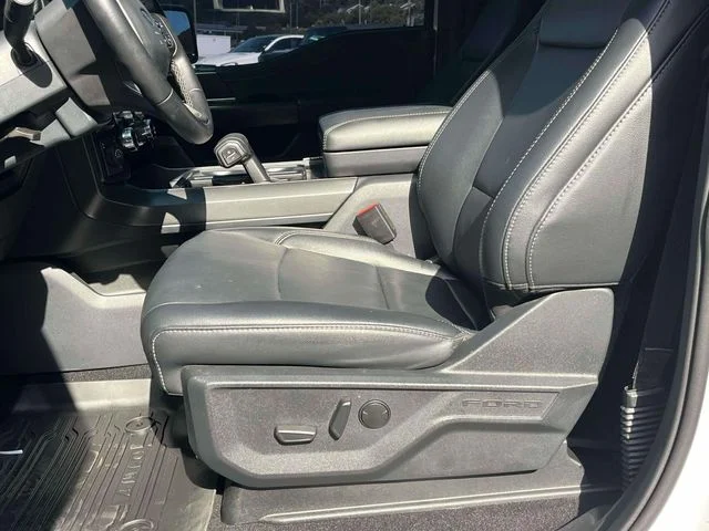 Certified Used 2024 Oxford White Ford XLT image 28