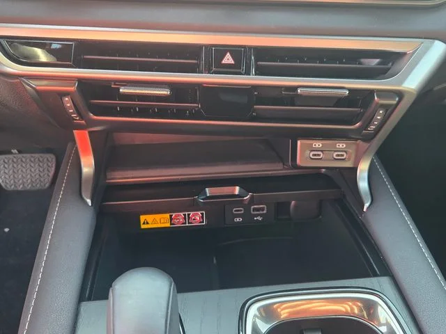 Used 2025 White Lexus 350h Premium image 21