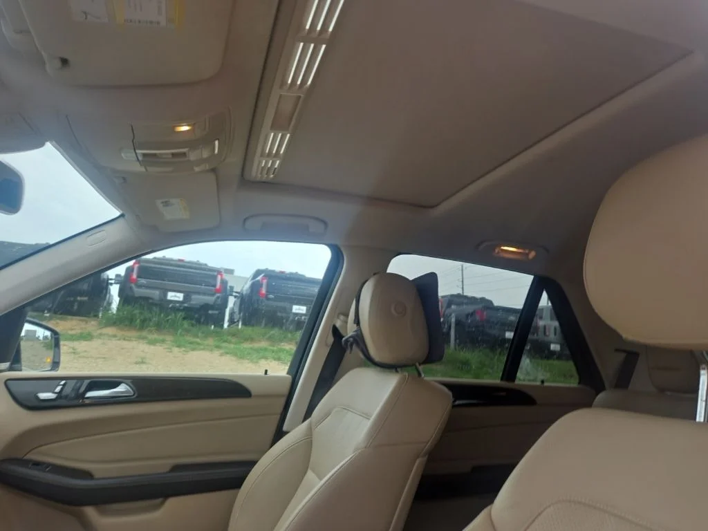 Certified Used 2018 Blue Mercedes-Benz GLE 350 image 19