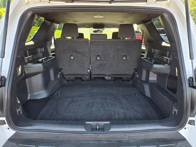 Used 2025 White Toyota SR5 image 18