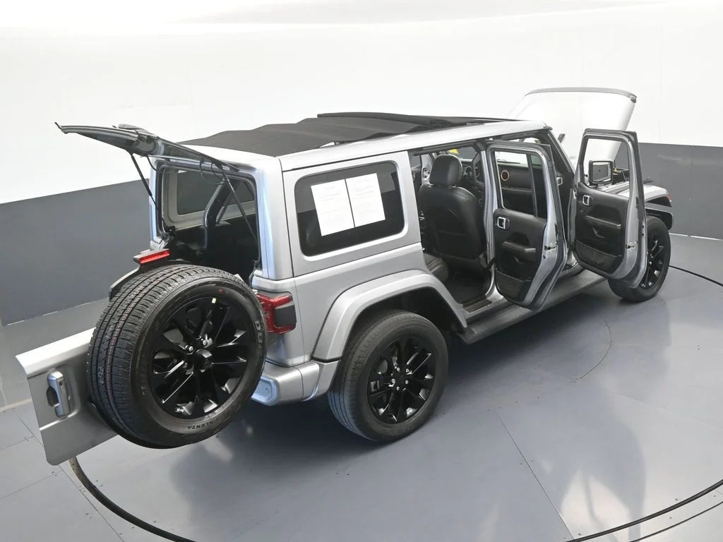 Used 2021 Billet Silver Metallic Clearcoat Jeep Unlimited Sahara High Altitude image 69