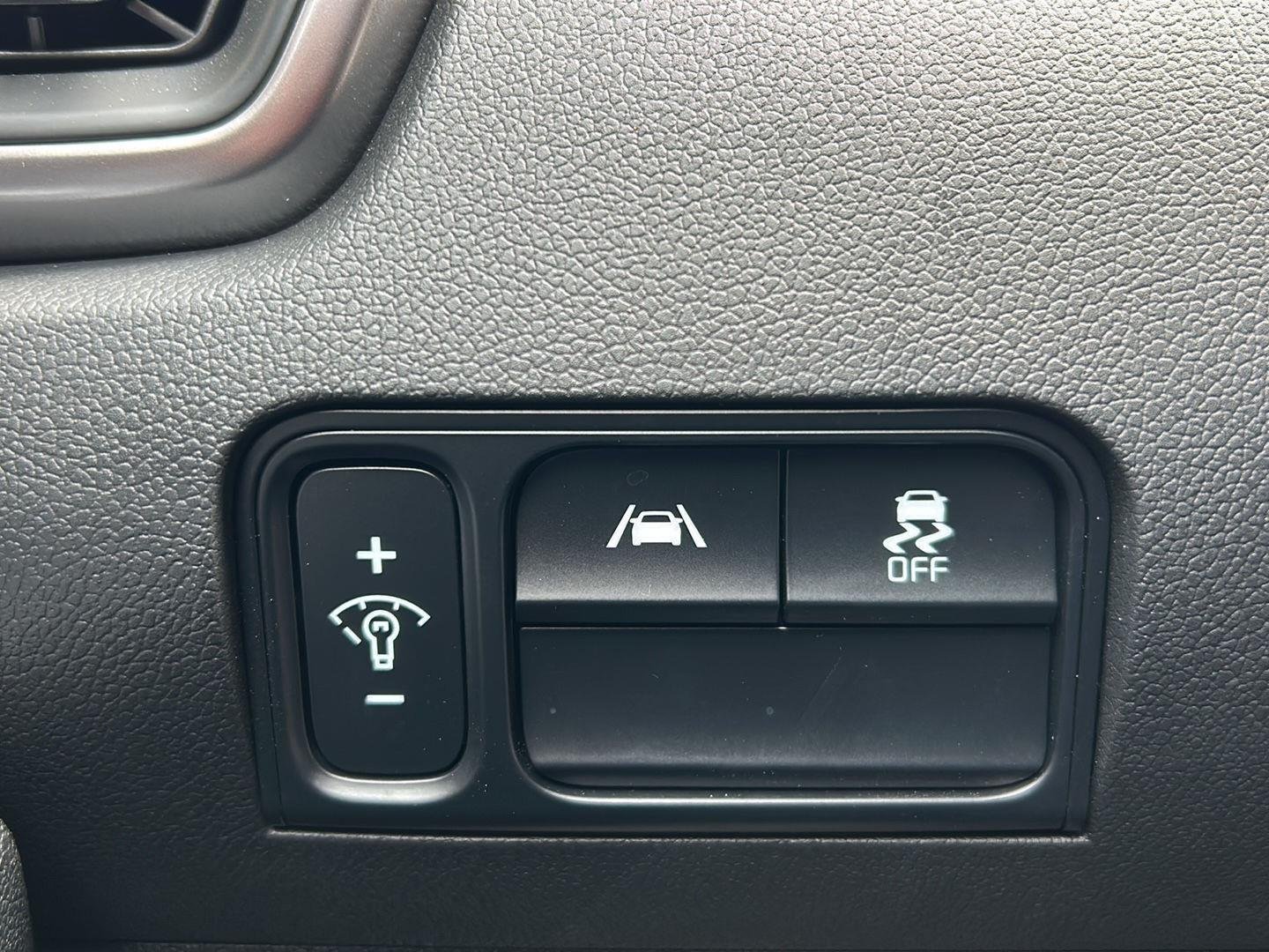 2023 Kia Sorento LX - Photo 12