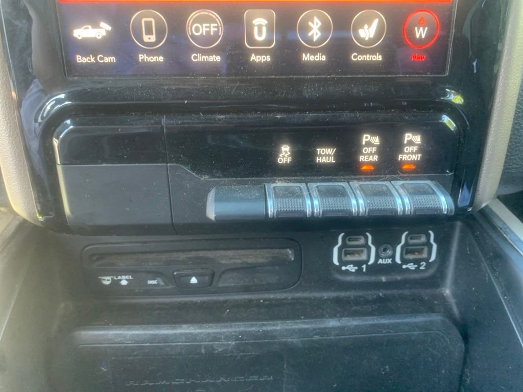 Used 2019 Black Ram Laramie image 21