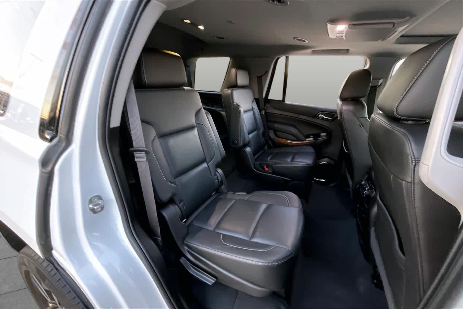 Used 2019 Summit White Chevrolet Premier image 19