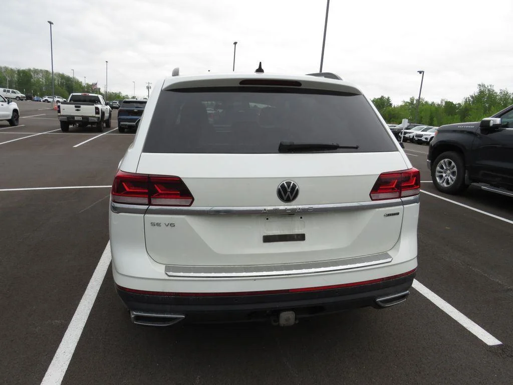 Used 2023 Pure White Volkswagen 3.6L V6 SE w/Technology image 13