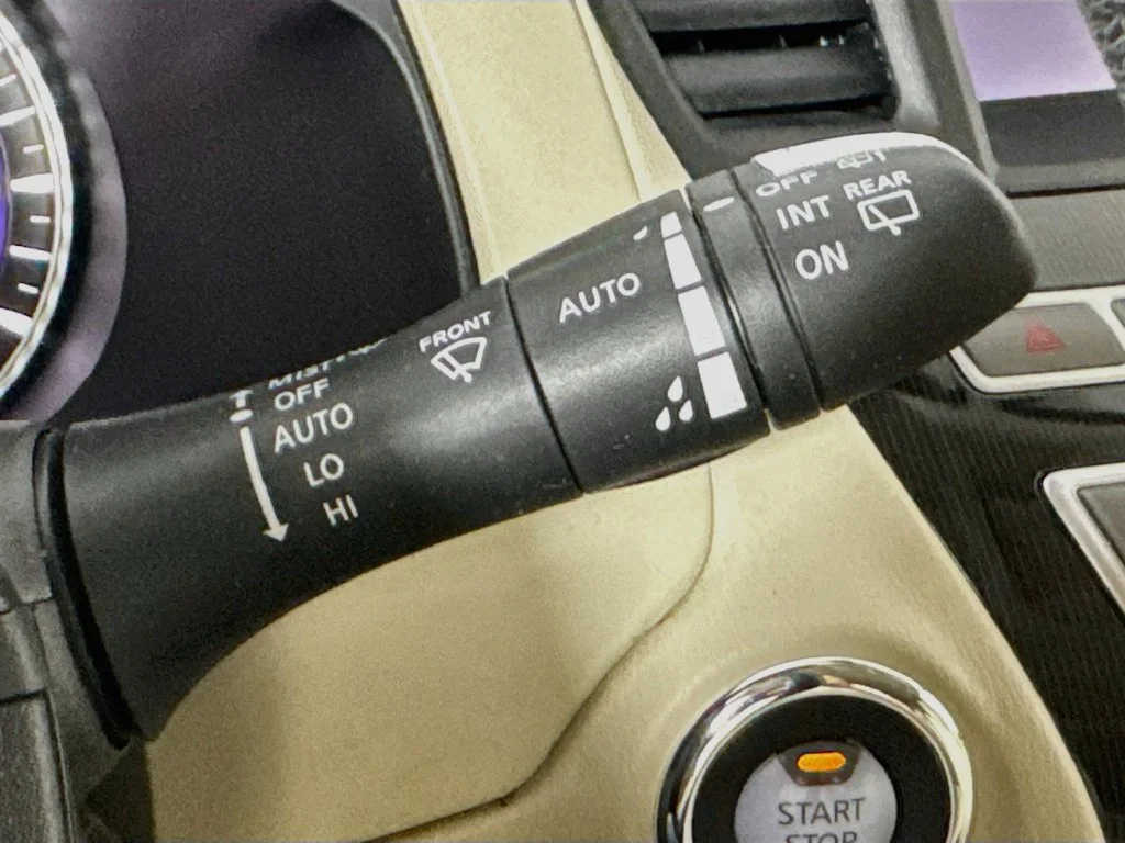 Certified Used 2018 Blue INFINITI  image 12