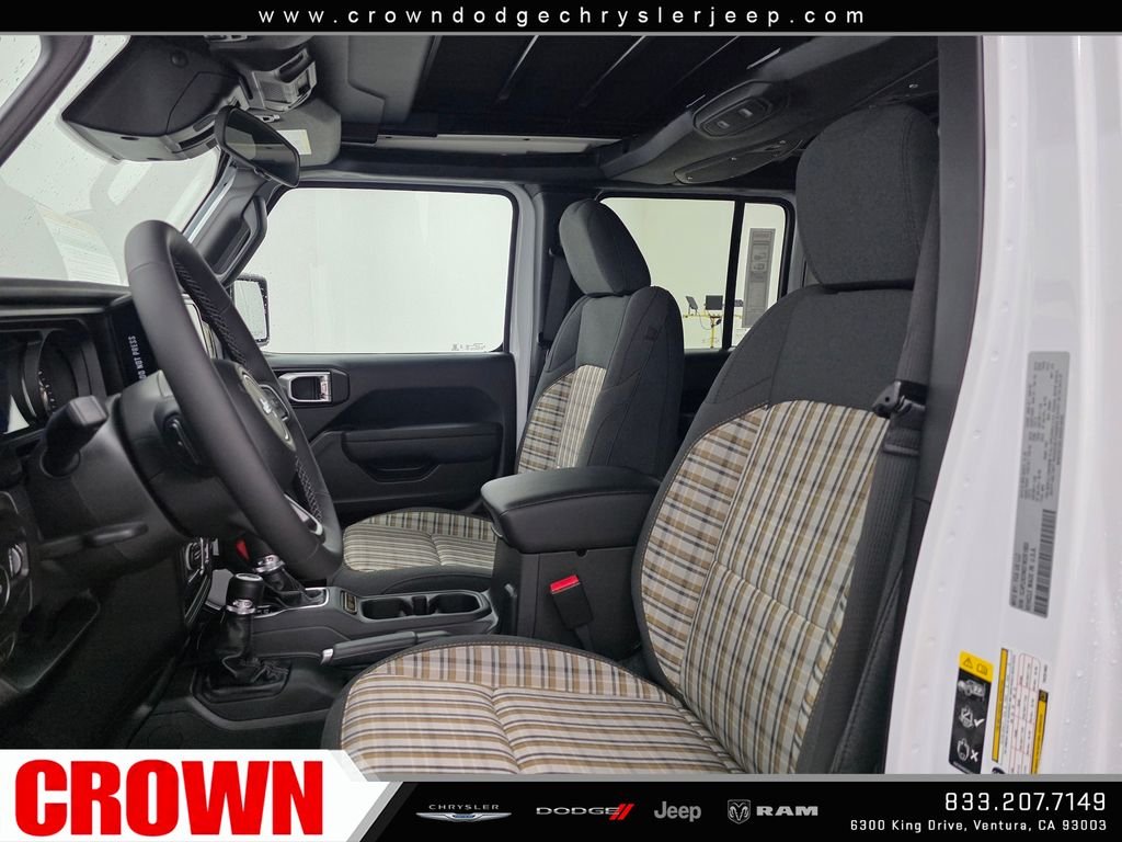 New 2026 Granite Crystal Metallic Clear-Coat Exterior Paint Jeep 85th Anniversary Edition image 21