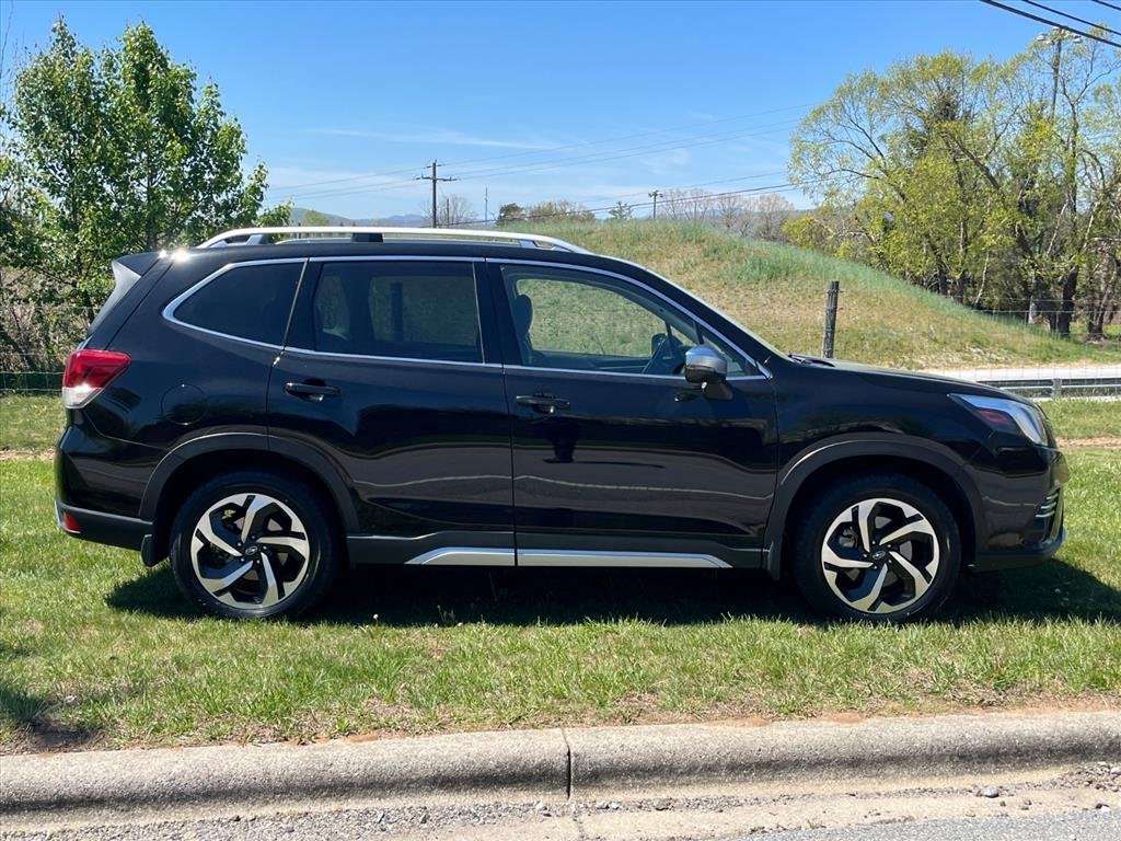 Used 2024 Crystal Black Silica Subaru Touring image 3