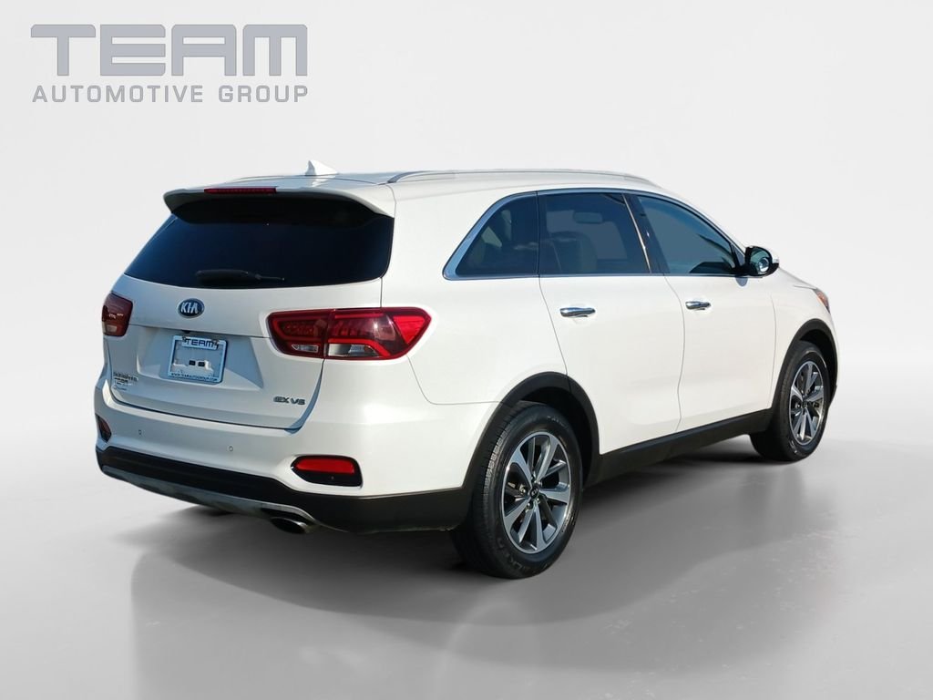 Used 2019 White Kia EX image 7