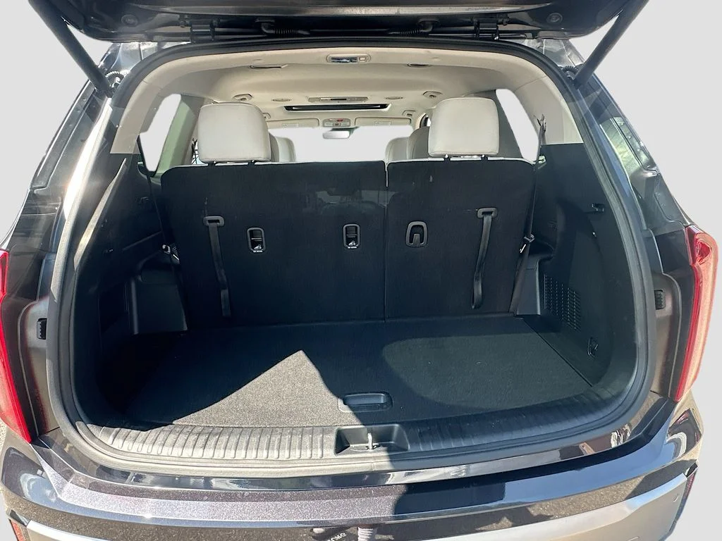 Certified Used 2025  Kia S image 27