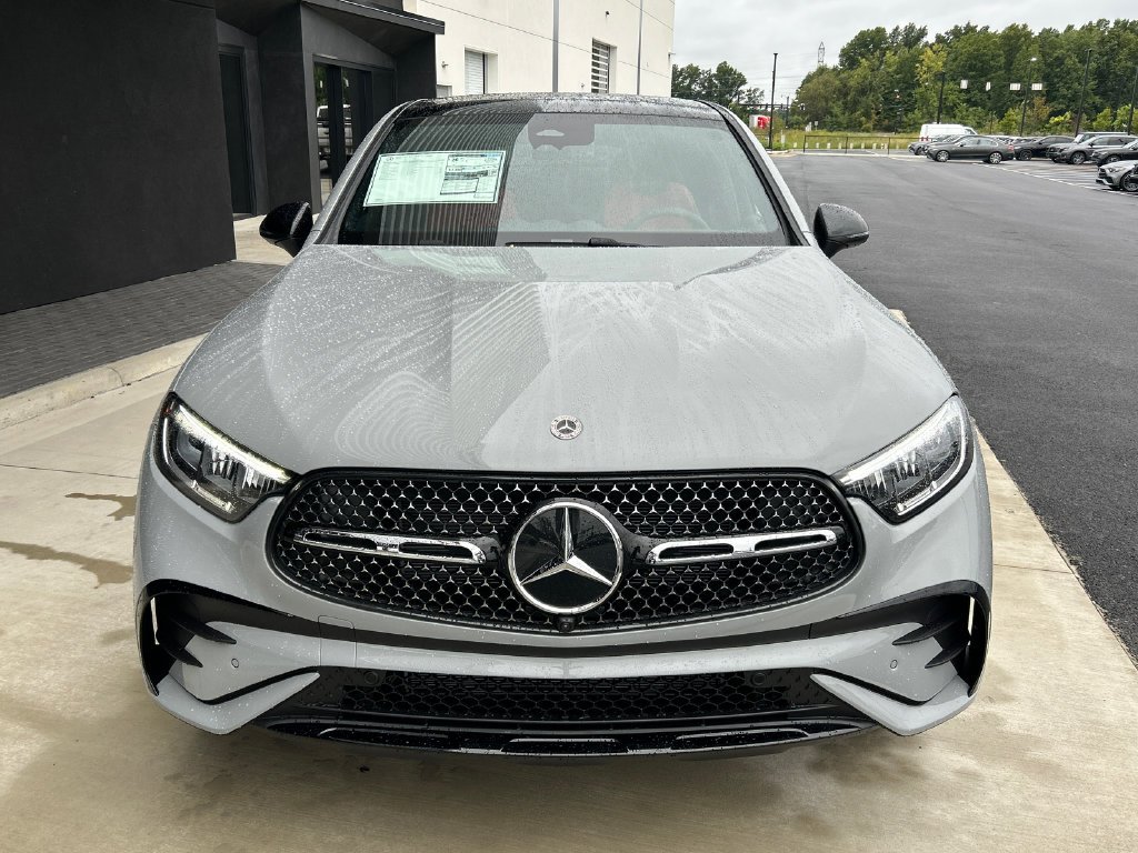New 2027 MANUFAKTUR Alpine Grey Mercedes-Benz GLC 300 image 3
