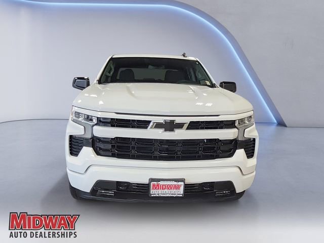 New 2026 Summit White Chevrolet RST image 8