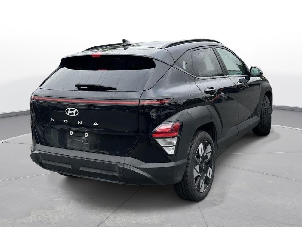 Used 2025 Abyss Black Pearl Hyundai SEL image 6