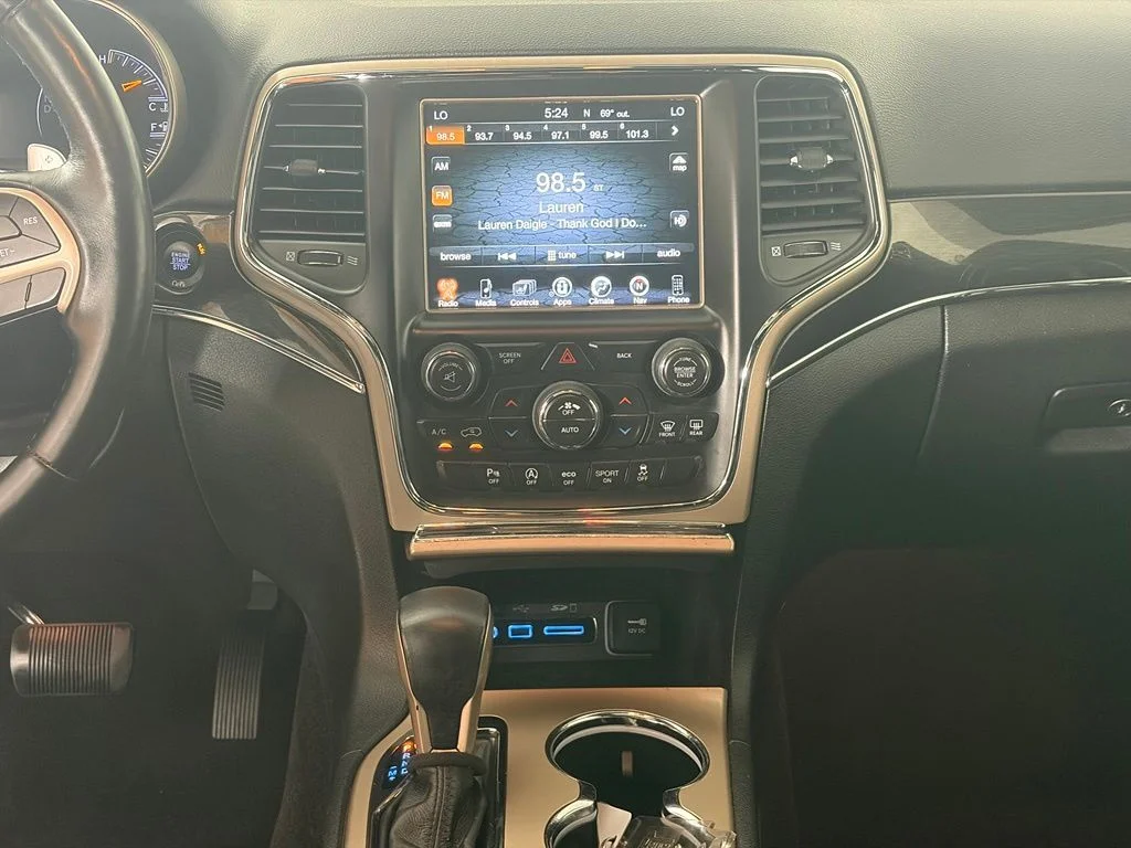 Used 2017 Jeep Grand Cherokee Limited with VIN 1C4RJFBG3HC641526 for sale in Elk River, Minnesota