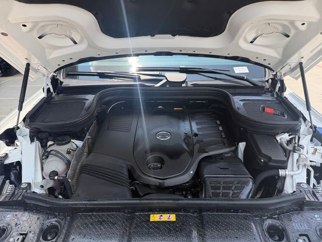 Used 2025  Mercedes-Benz GLS 450 image 19