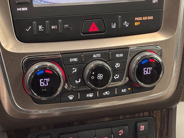 Used 2016 WHITE FROST TRICOAT GMC Denali image 36
