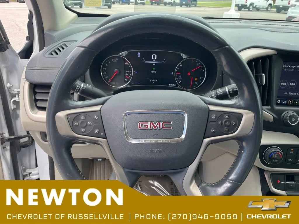 Used 2022 White Frost GMC Denali image 11